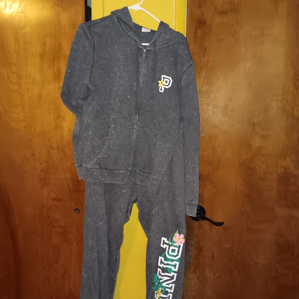 PINK Victoria's Secret Kids Dark Gray Sweatpants & Hoodie